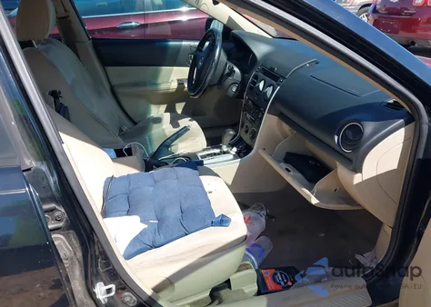 2006 Mazda Mazda6 I Sport z USA, uszkodzony, nr VIN 1YVHP80C665M17930